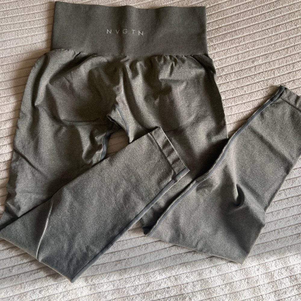 NVGTN contour leggings
